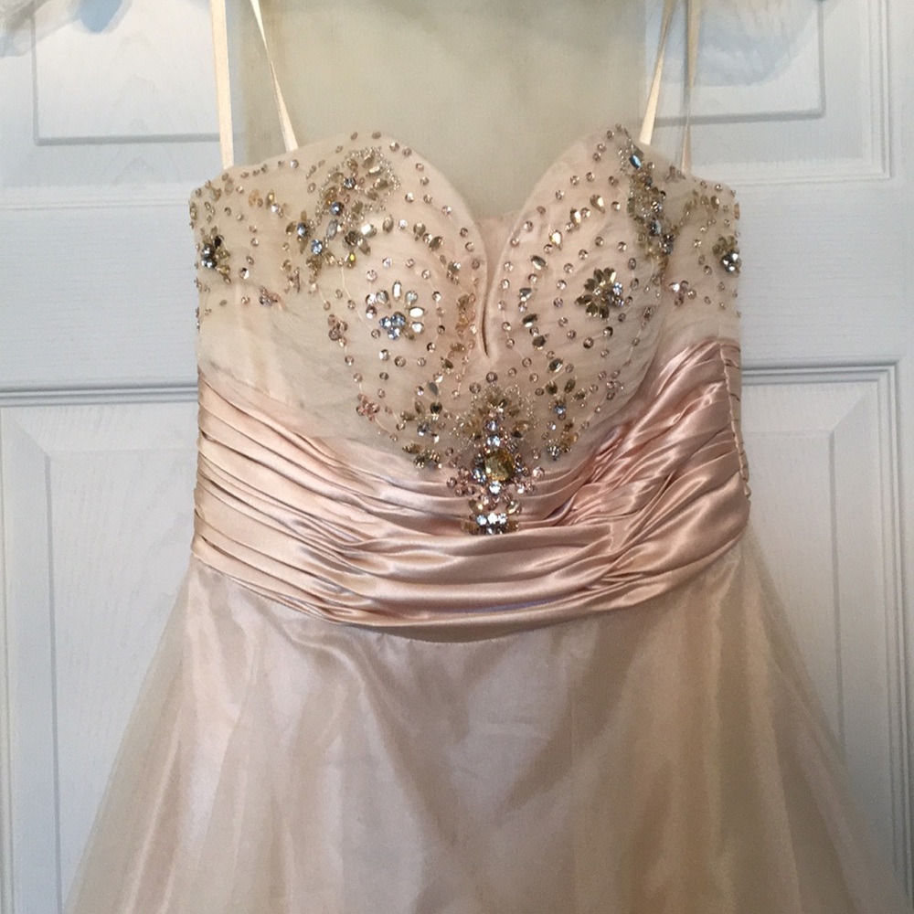 Prom Dress - Picture 3 of 7